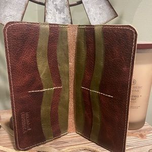 New Brown Leather Guatemala bi-fold wallet credit card holder
